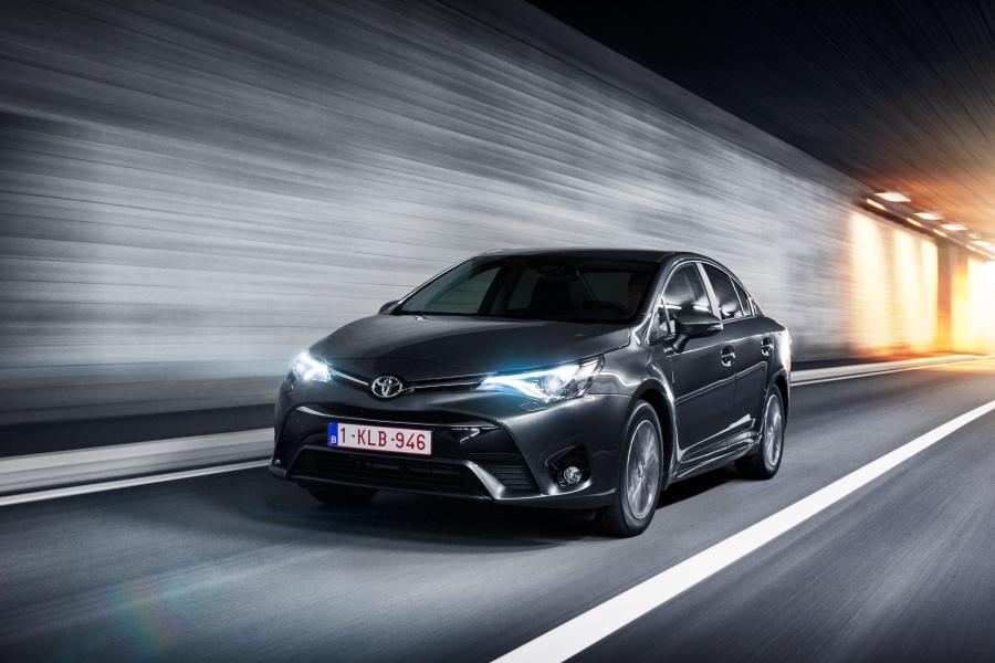  Toyota Avensis Sedan (T270) 2015 года  (фото 24 из 34)